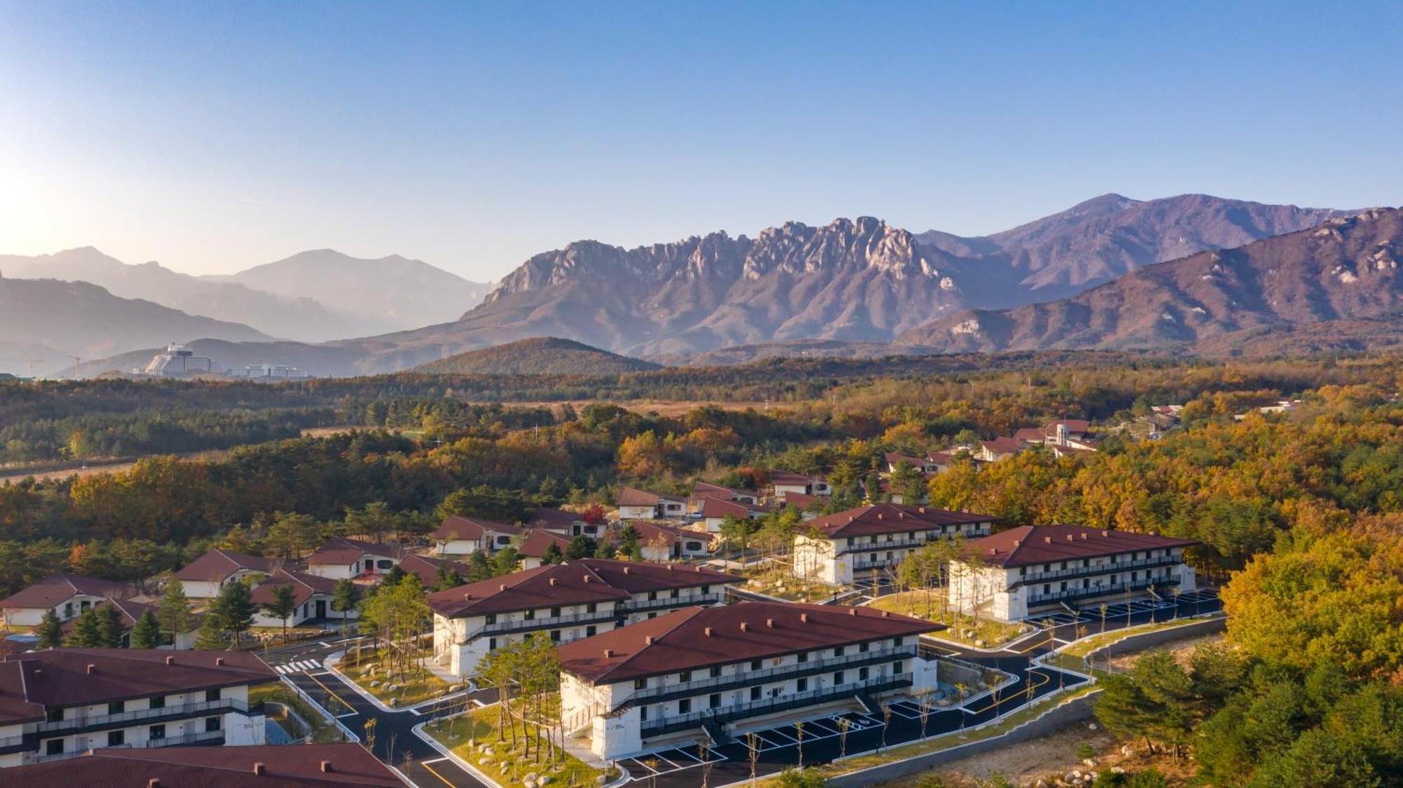 Kensington Resort Seorak Valley Сокчхо Екстер'єр фото